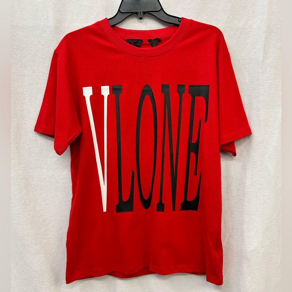 VLONE Men’s Red T-shirt